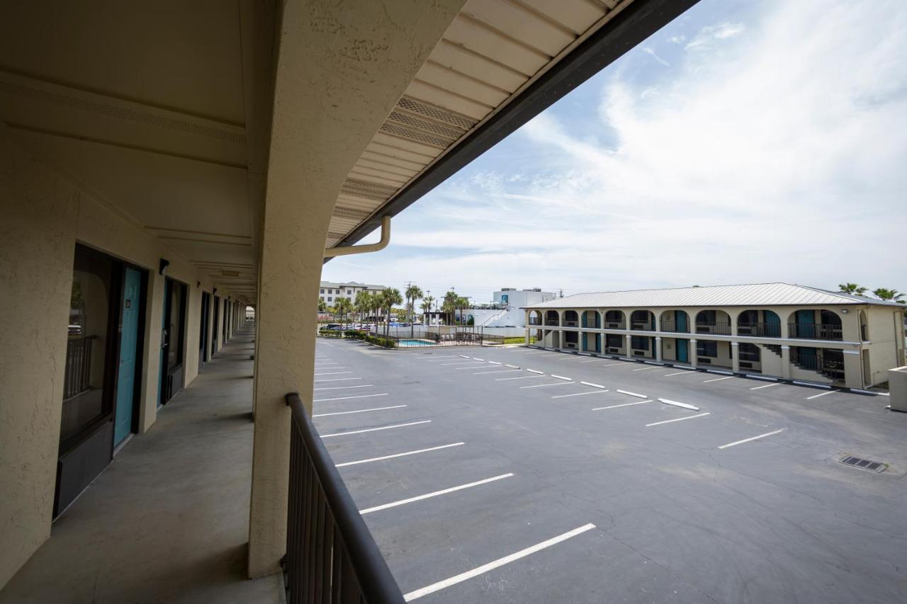 Ocean Breeze Inn St. Augustine Beach Exterior photo