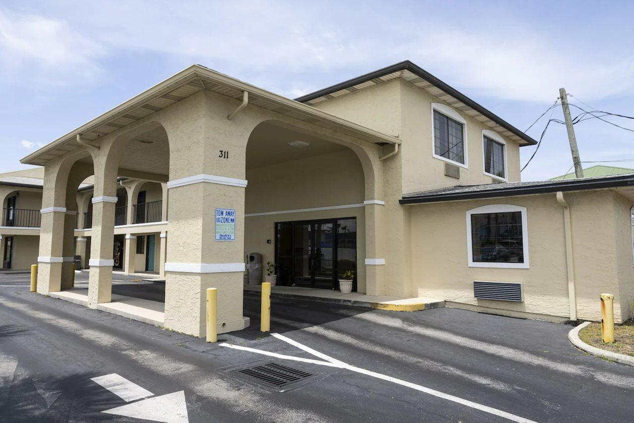 Ocean Breeze Inn St. Augustine Beach Exterior photo